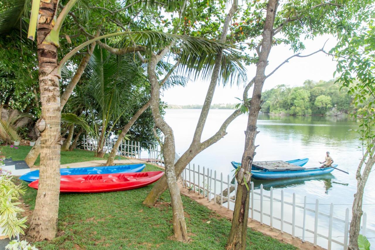 Scenery River Star Hotel Хикадува Екстериор снимка